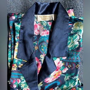 Vintage Victoria’s Secret Gold Label Nightie